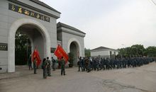 清明节——去方志敏烈士陵园扫墓_250字