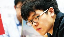 人不轻狂枉少年_900字