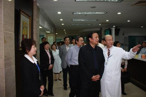 2015年大学生医院眼科实习摘要