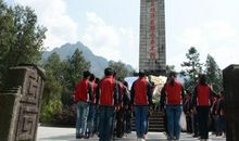 清明节祭扫烈士墓_450字