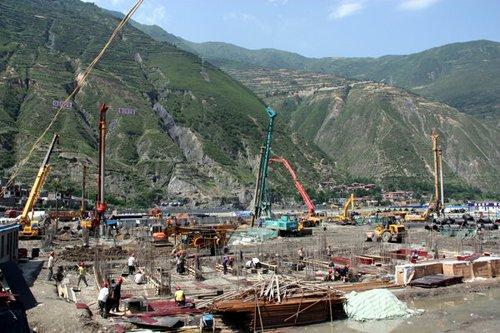 暑假发生了什么 -  Zhouqu Mudslide _500字