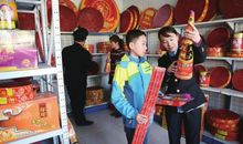 ［春节随笔］爆竹震动 情集新春_1200字