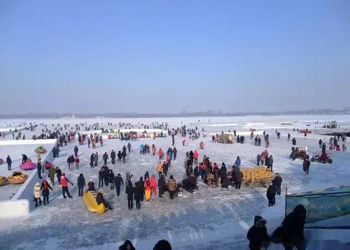 [PK Tour]关于冬季成分：冬天雪_150字