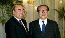 ]江泽民在乔治:布什总统图书馆发表_2000字