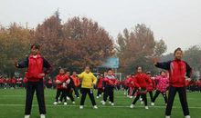 精彩的三跳比赛_450字