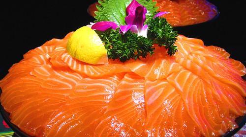 鱼还使用伞_550字