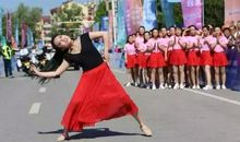 最熟悉的陌生人_150字