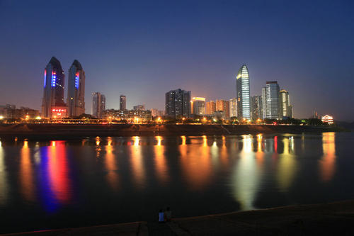海滨_1000字
