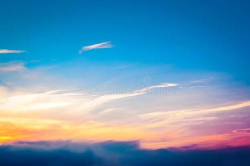 天空，生气_900字