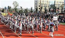 踏着国学的脚步走_900字