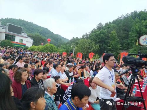 拍下地平线，和你一起走_1500字