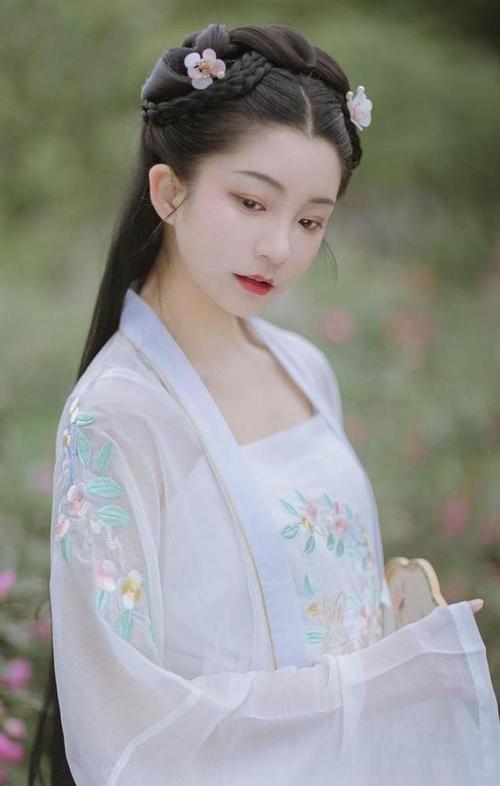 无价值的青年_600字