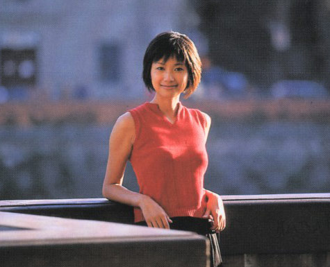 曝光当红色女演员校园时，第一个爱赵薇周迅勋王张波李冰冰等