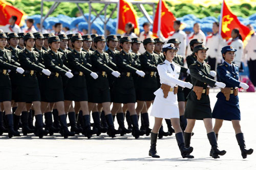 推荐：国庆日最美丽的女兵