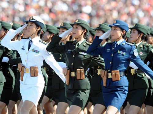 推荐：国庆日最美丽的女兵