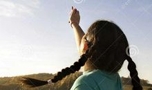 女儿是妈妈手中的一只风筝_700字