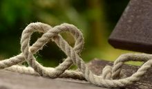 四月四日雨——清明断想_1500字