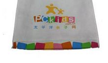 [PK赛]关于环保的作文：布袋、纸袋和塑料袋的对话_800字