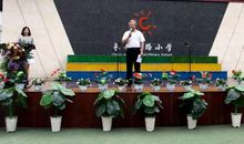 心手相连共同成长_400字