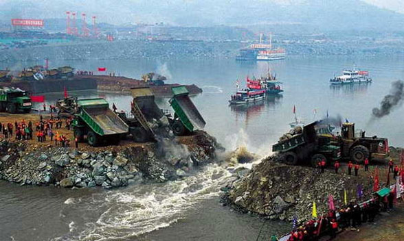1990-1999：三峡