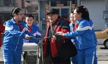 关于雷锋的作文:学雷锋做好事_800字