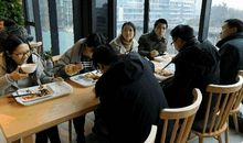 我生活在幸福之中_900字