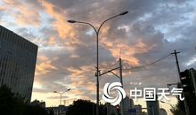 90后的绚美天空_300字