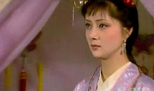 背对阳光的薛宝钗_1000字