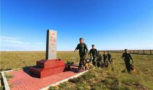 一生奉献，无言_800字