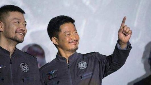 乘坐出租车，你会尝试一下，你将在生活中诞生_1500字