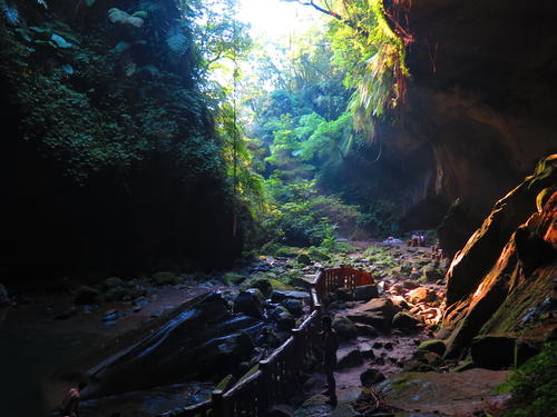 [夏季论文]享受灯光_1000字的酷炫放松