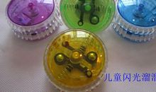 二年级状物作文：玩溜溜球_200字