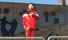 升旗手自我介绍_250字