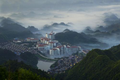 张家界森林公园旅游_1000字
