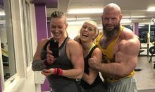 关于健身的作文：我当健身小教练_1500字