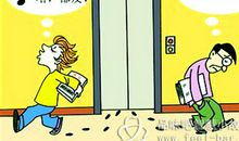 哲理故事素材：木匠家的门_350字