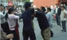 做人要低调！~~~_700字