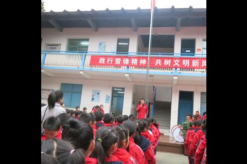 2012年春季学校庆祝旅，辅导员的演讲