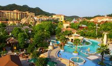 山庄2日游_200字