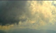 为“阴天”描上色彩　_750字