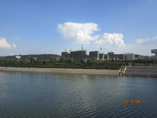 摘要：美丽_800字