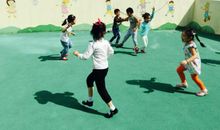 踩影子的游戏 _250字