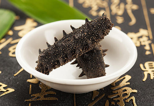 在收获的期望中，今年夏天赞美。
