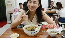 关于瞬间的作文：最美的瞬间_750字