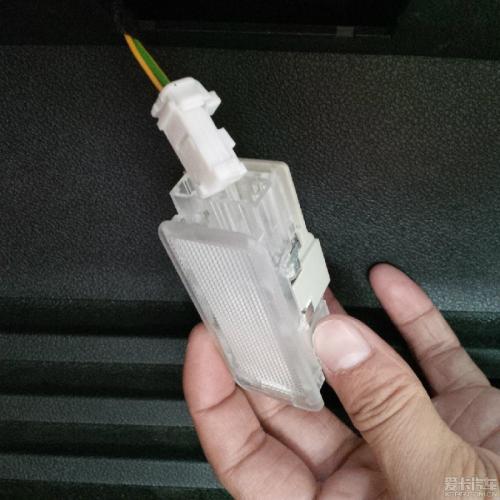初中老班是对的！很快，每个人都会有自己的生活界。现在我有一些事情要做，因为你逐渐长大和成熟，每个人都改变了，更不用说沟通的对象。