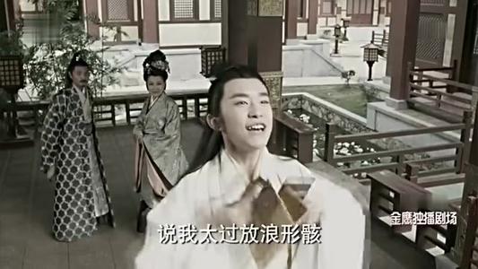 啊，李老师，你的沉默给我带来无限的爱情，让我有机会改变，这是你的教育，它是你启发了我。你在学生的心中，“真的是种子，好的使者，美丽的横幅。”老师就像一座山，因为高山是嗨，让人敬畏;老师就像一片大海，因为大海是巨大的，不可能估计。你的爱是雨，即使枯萎的灵魂可以唤醒;你的爱是一个春风，即使冻结的感情会虐待！