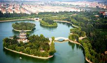 游月湖公园_150字