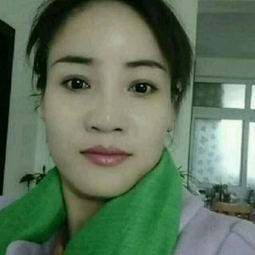 去年我没有看到泪水湿春天的衬衫袖子