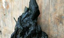 三月残花落更开，小檐日日燕飞来