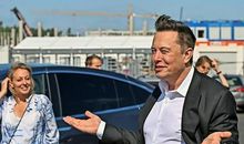 燕子斜阳来又去，如此江山。